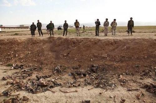 العثور على مقبرة جماعية جديدة في سنجار تضم 123 جثة لنساء وأطفال قتلوا على أيدي "داعش"