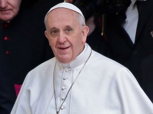 البابا فرانسيس للمسيحيين "استعدوا لنهاية العالم"