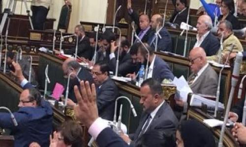 أعضاء حزب النور بالبرلمان يمتنعون عن التصويت على بناء الكنائس 