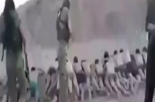 بالفيديو: بعد تجريدهم من ملابسهم .. داعش يعدم 200 طفل رميا بالرصاص