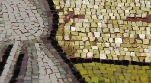 بالصور | إكتشاف أيقونات تاريخية كبيرة مصنوعة من الذهب علي جدران كنيسة بيت لحم 7 أيقونات 30 بالصور | إكتشاف أيقونات تاريخية كبيرة مصنوعة من الذهب علي جدران كنيسة بيت لحم