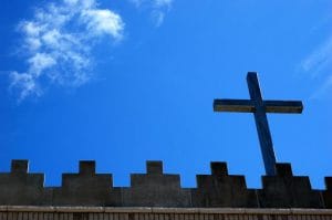 داعش 2 8 أحد رهائن داعش السابقين يروي ما قيل لهم خلال أسرهم