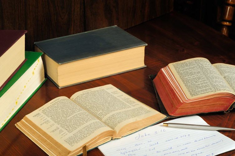 ما هي أفضل طريقة لدراسة الكتاب المقدس في الكنيسة الأرثوذكسية؟ ما هي معاير التفسير التي يجب أن نتبعها؟