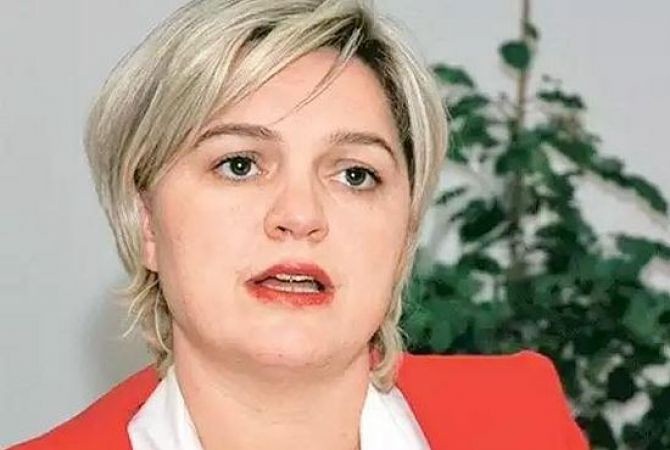 نائبة في البرلمان التركي تعتنق المسيحية