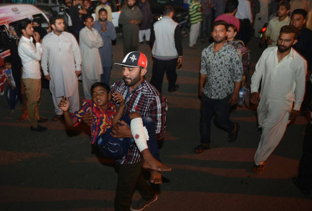 أكثر من 60 قتيلاً في تفجيرات باكستان في عيد القيامة 12888778 1005652826185920 2297783837776163963 o