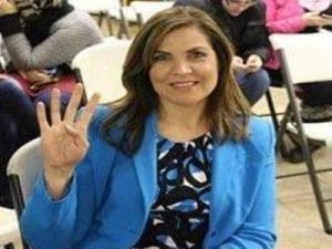 ايات عرابي 8 الاخوانية آيات عرابي تتطاول على البابا تواضروس بعد تصريح الزند: هحبس أي حد حتى لو كان النبي