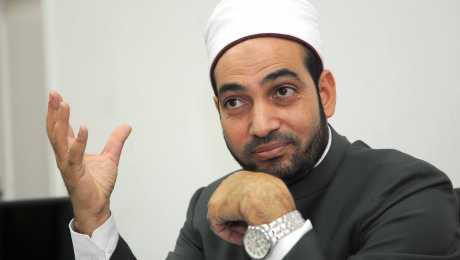 عاجل منع الشيخ سالم عبد الجليل من إعتلاء المنابر للخطابة