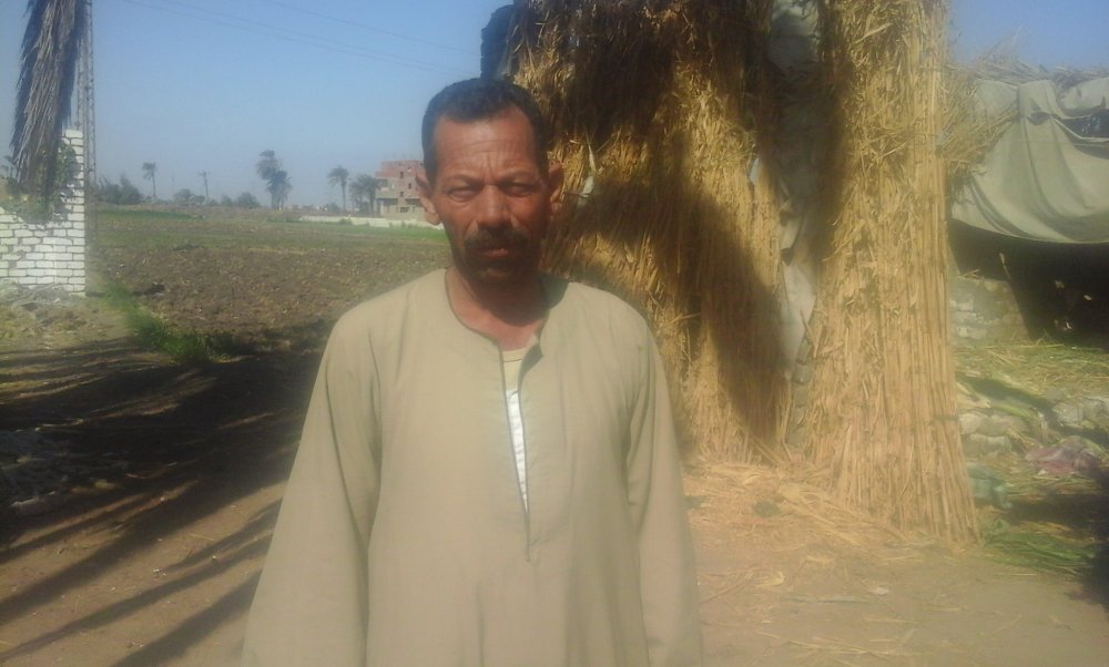 والد الصبي القبطي المذبوح يناشد وزير العدل بفتح قضية ابنه 2 www.difa3iat.com 1 27 والد الصبي القبطي المذبوح يناشد وزير العدل بفتح قضية ابنه