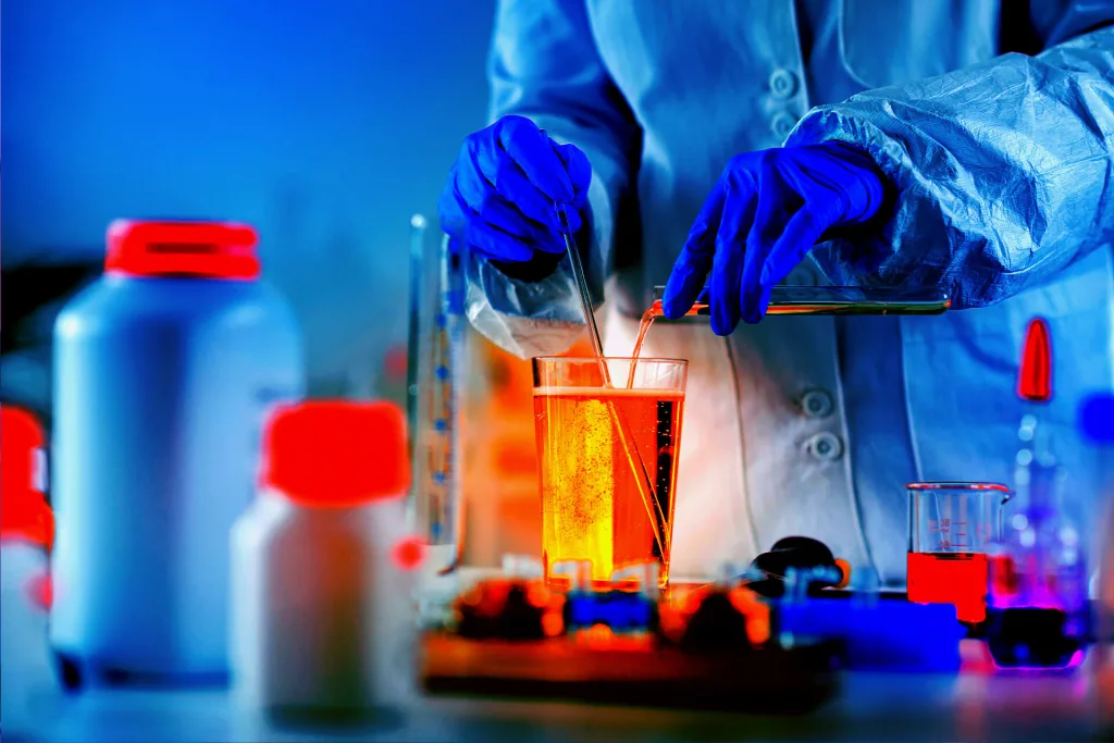 هل الحياة مجرد تفاعلات كيميائية؟ وما هي مظاهر الحياة؟