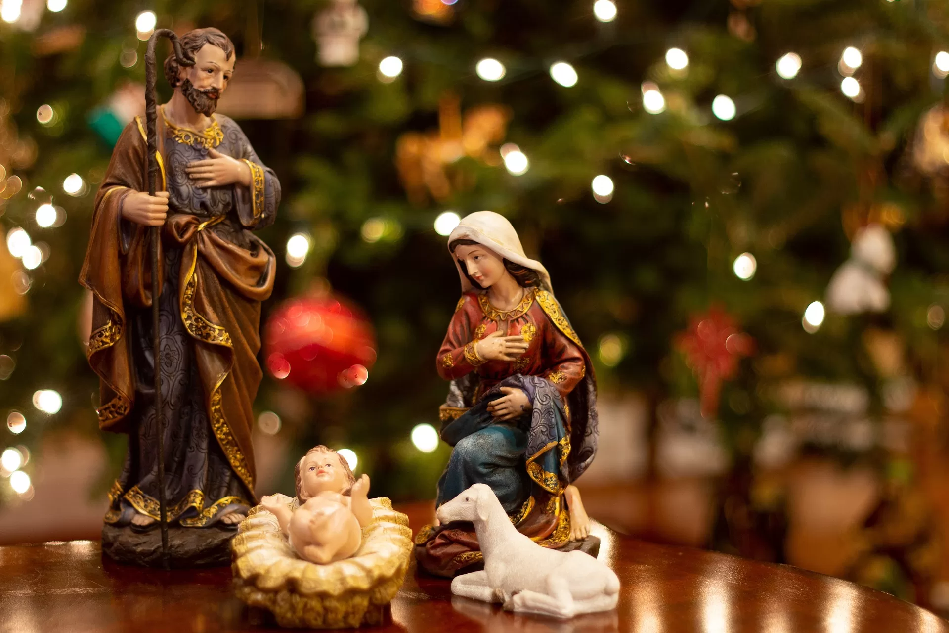 ميلاد المسيح بالجسد – عظة 2 – إنجيل لوقا 2 – ق. كيرلس الإسكندري – د. نصحى عبد الشهيد