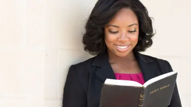 المرأة وخدمة الكنيسة - المرأة في الكتاب المقدس ج10